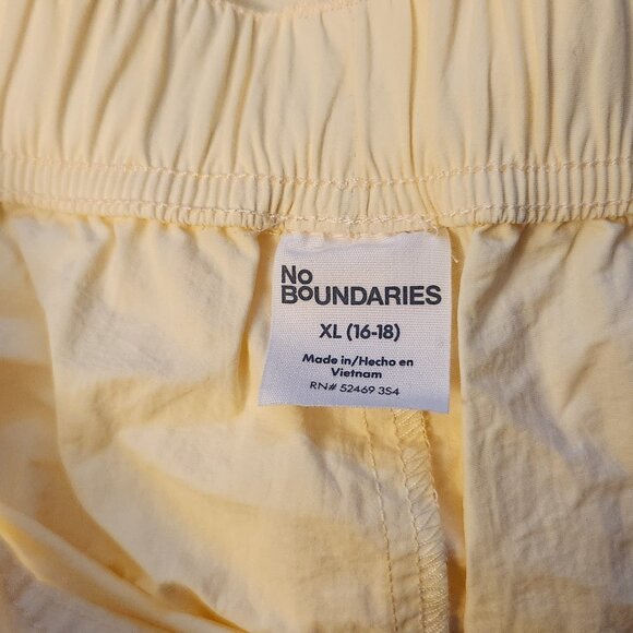 NWT Y2K Style Parachute Cargo Pants - Picture 6 of 6